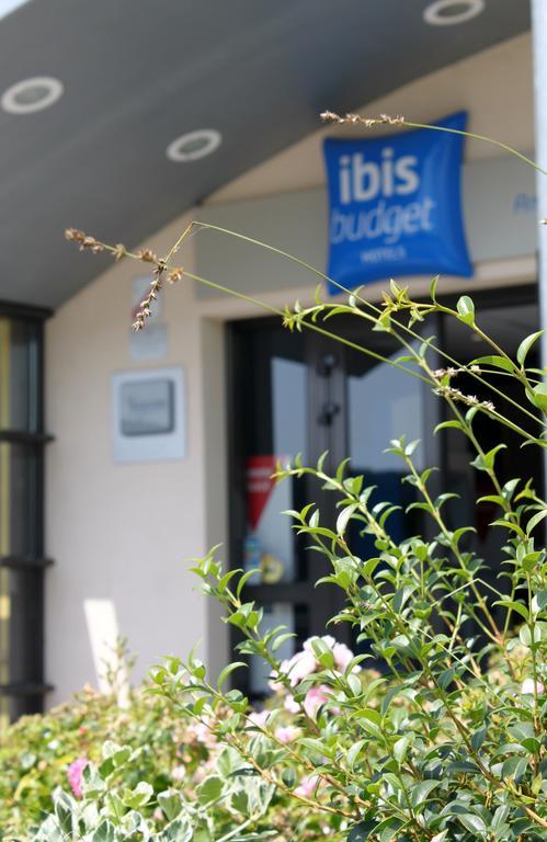 Ibis Budget Amboise Esterno foto